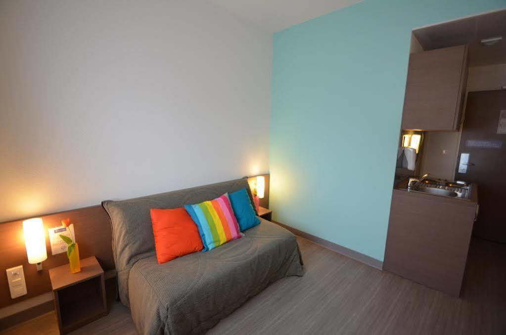 Pauseome Apparthotel Caen Exterior photo